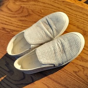 Report women's shoes size 8.5, grey